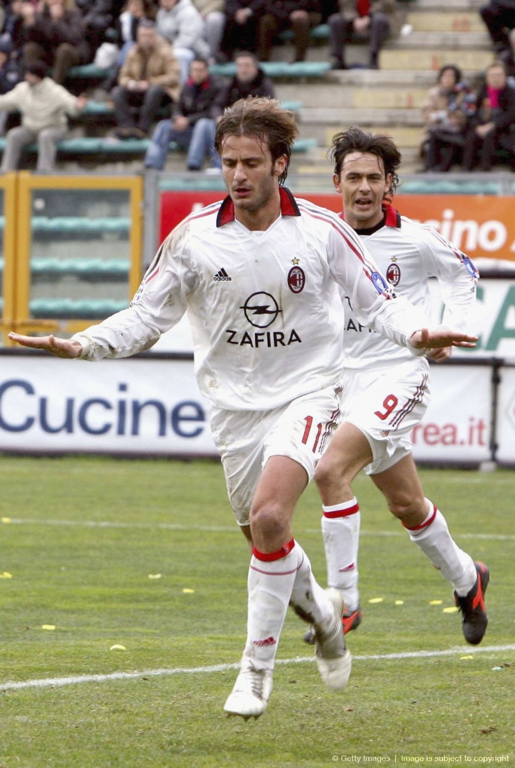 体育中超：保利尼奥双响 上海海港2-0武汉三镇